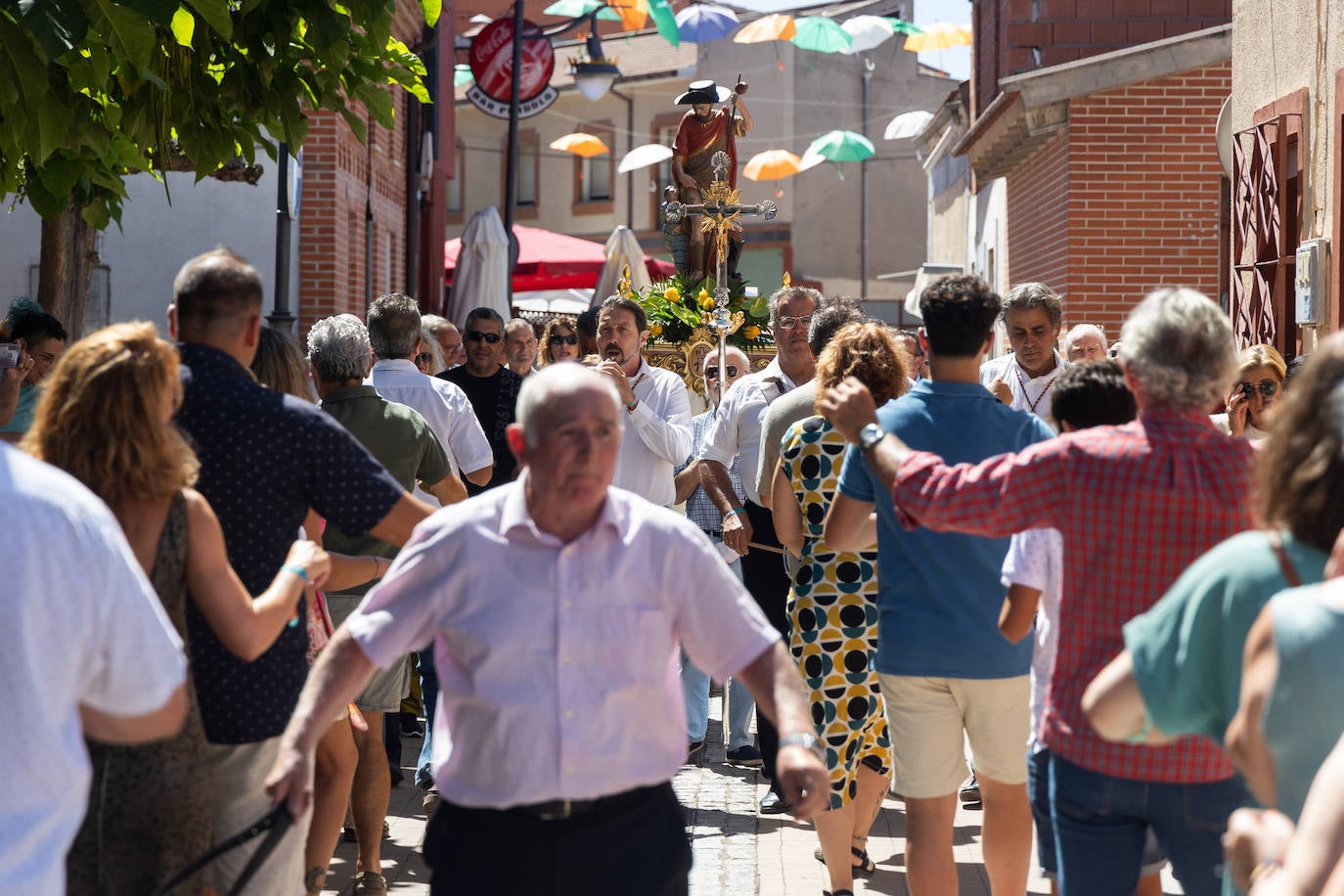 La procesión de Viana de Cega en imágenes