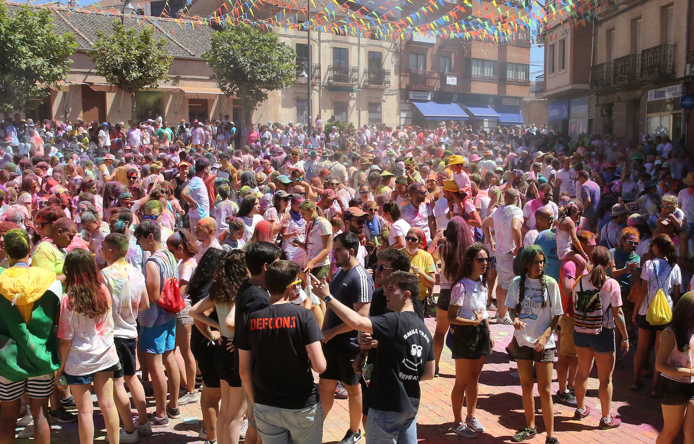 Fotografías del vermú &#039;holi&#039; de Cantalejo