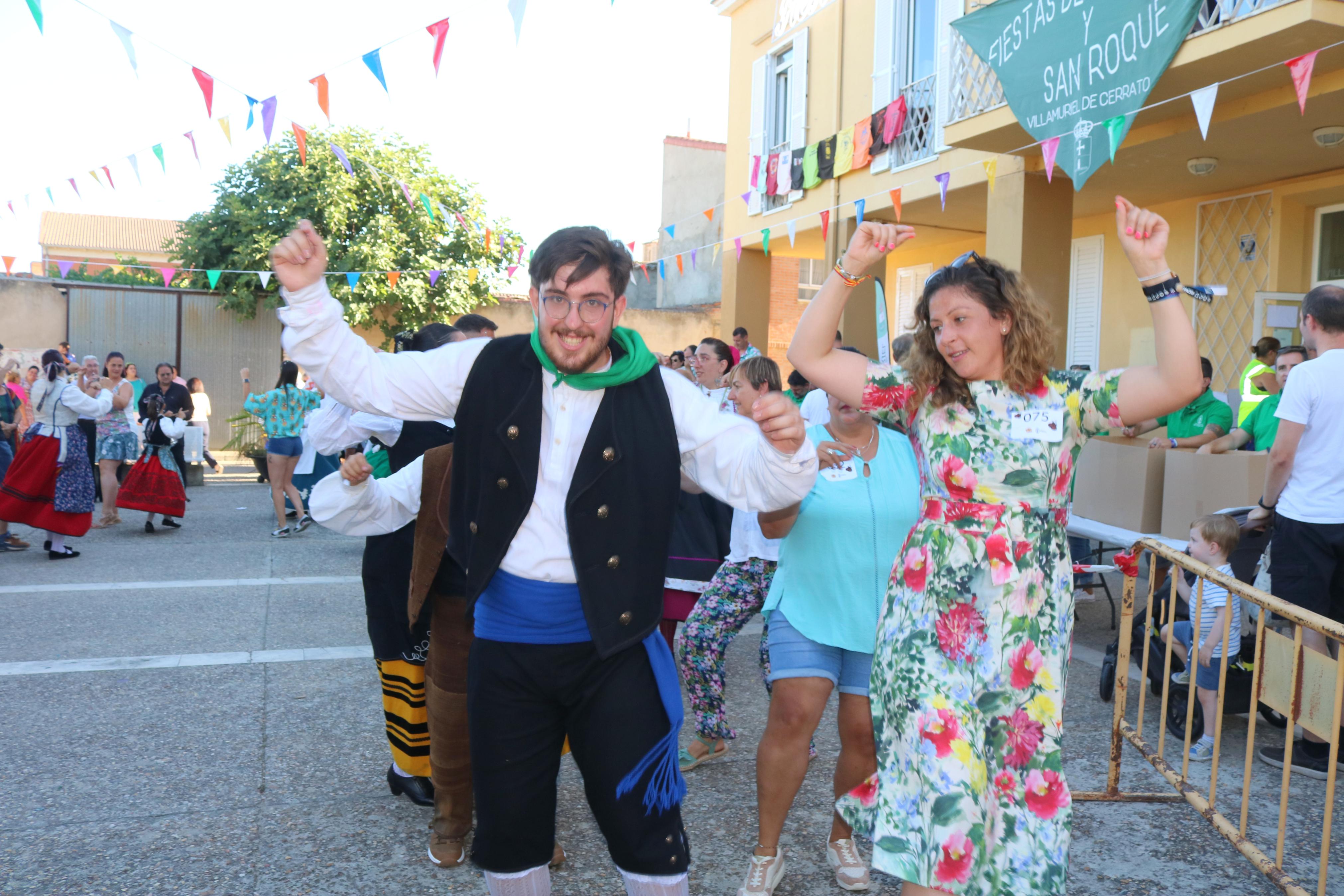 Villamuriel de Cerrato celebra San Roque con pan, queso y vino