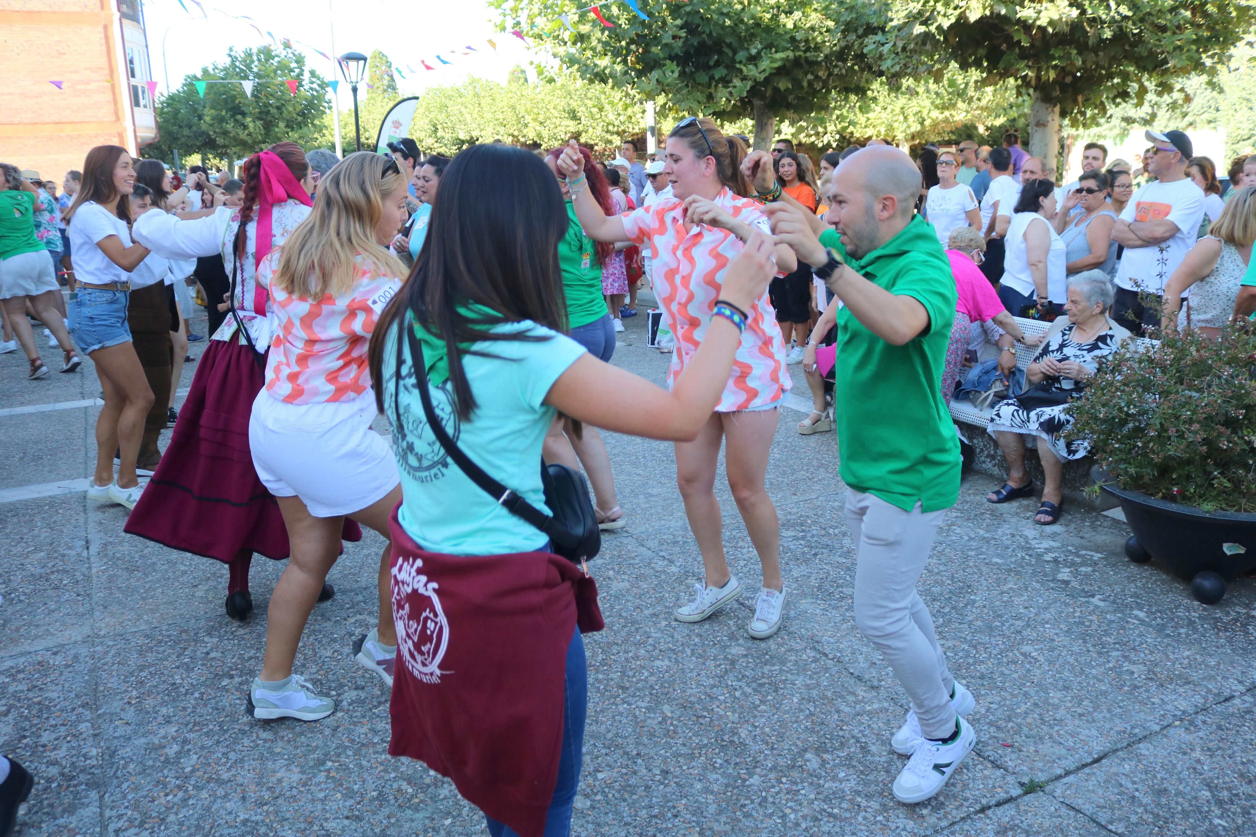 Villamuriel de Cerrato celebra San Roque con pan, queso y vino