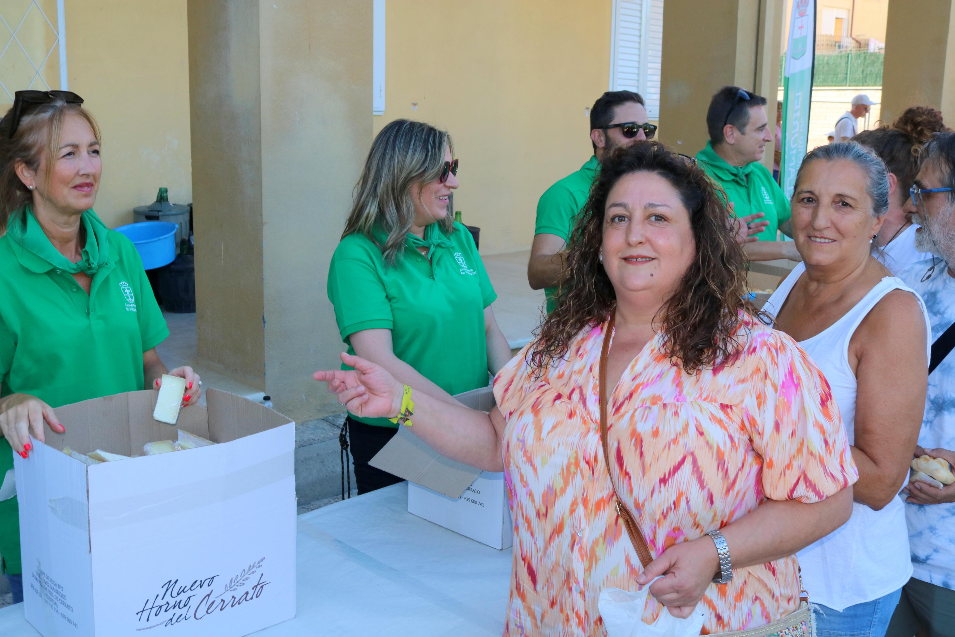 Villamuriel de Cerrato celebra San Roque con pan, queso y vino