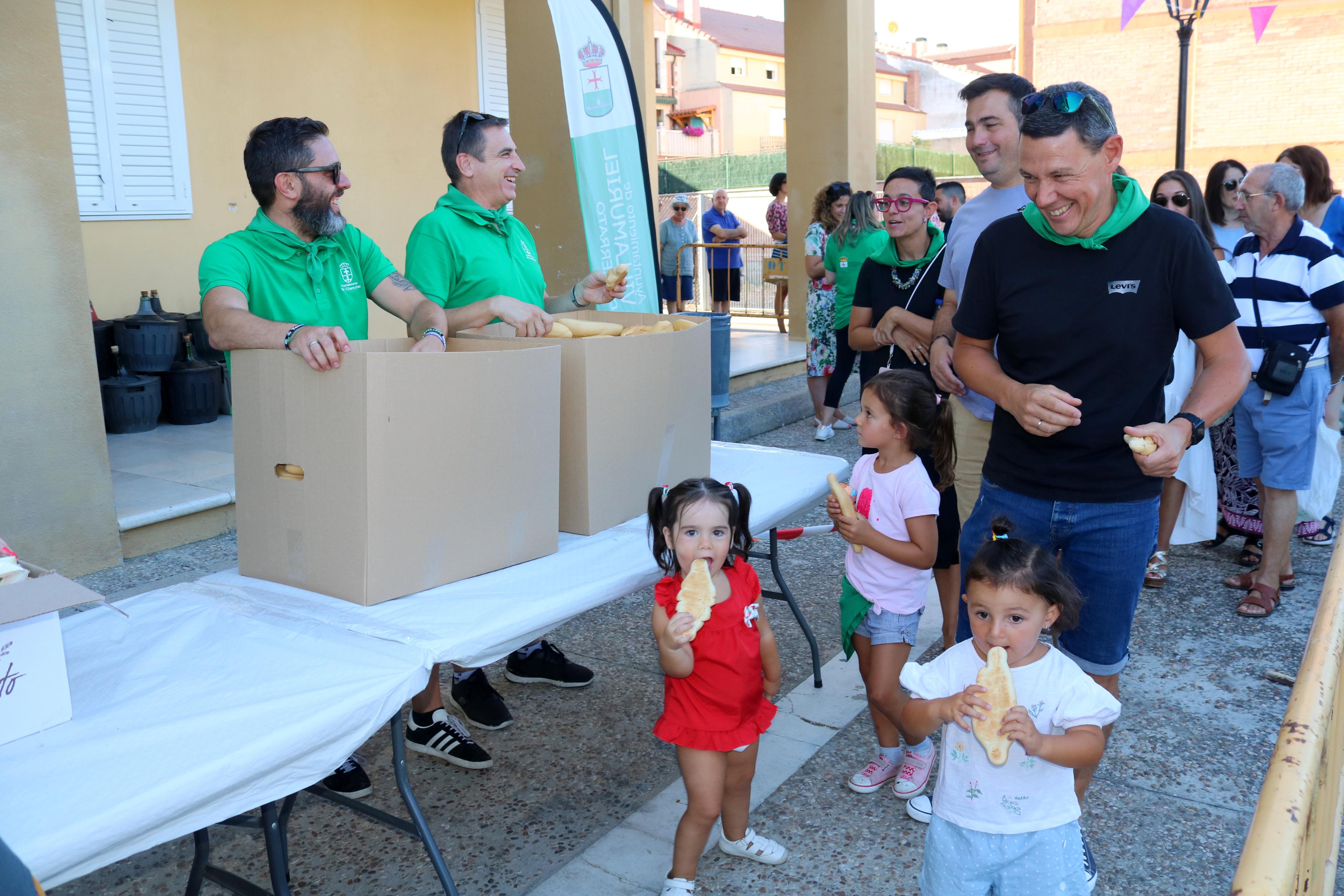 Villamuriel de Cerrato celebra San Roque con pan, queso y vino