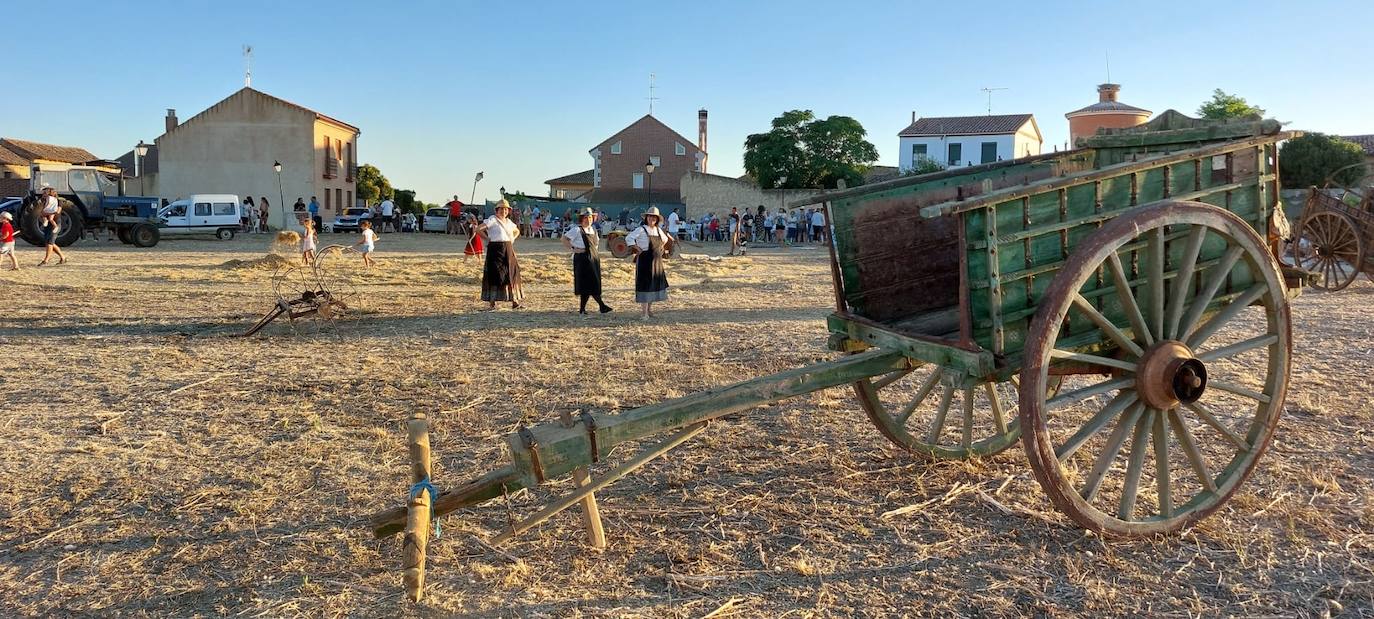 Las imágenes de la recreación de la trilla en Bolaños de Campos