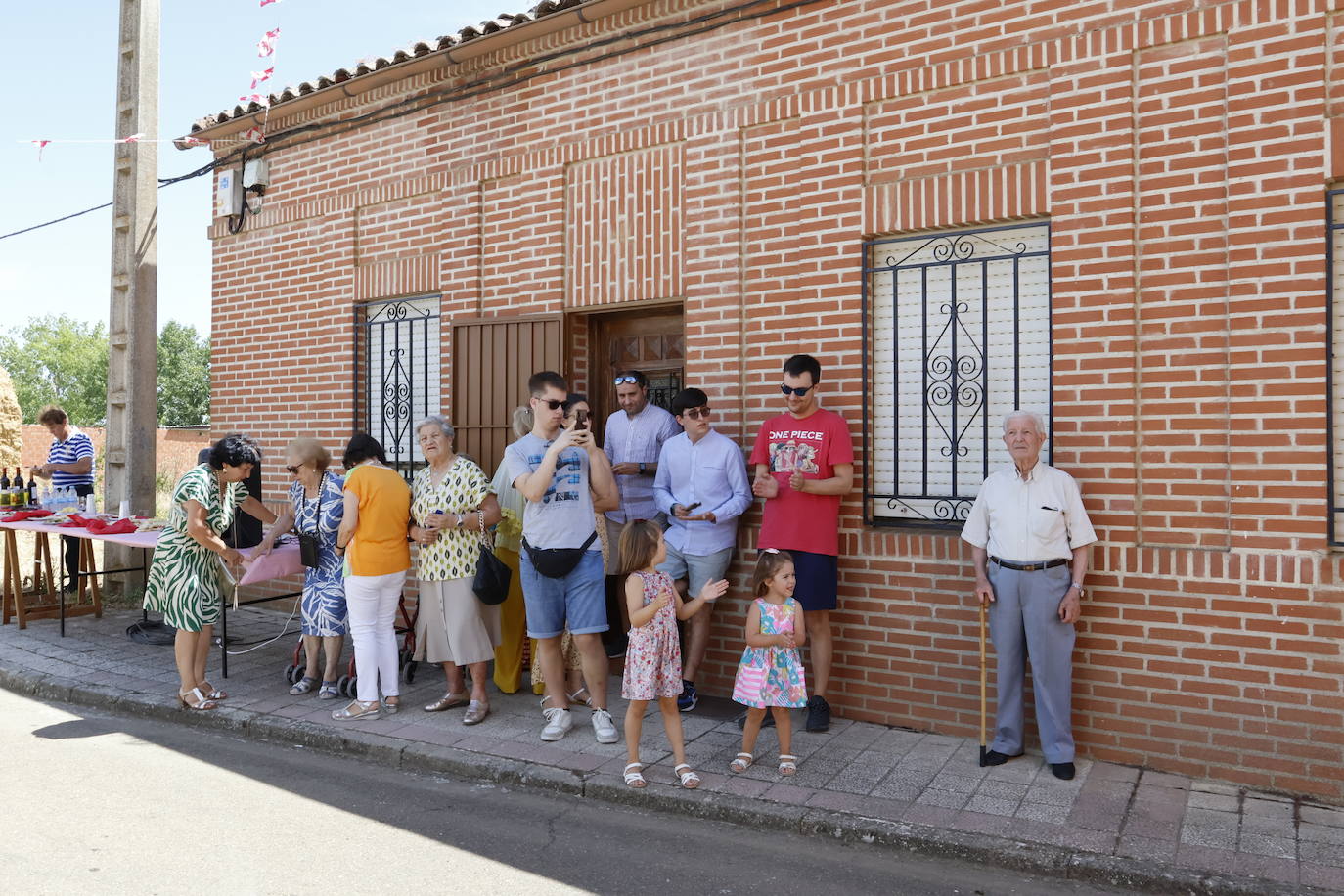 Una calle para el sacerdote que creó una parroquia virtual