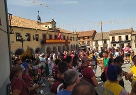 Música, juegos y toros llenan Villacastín