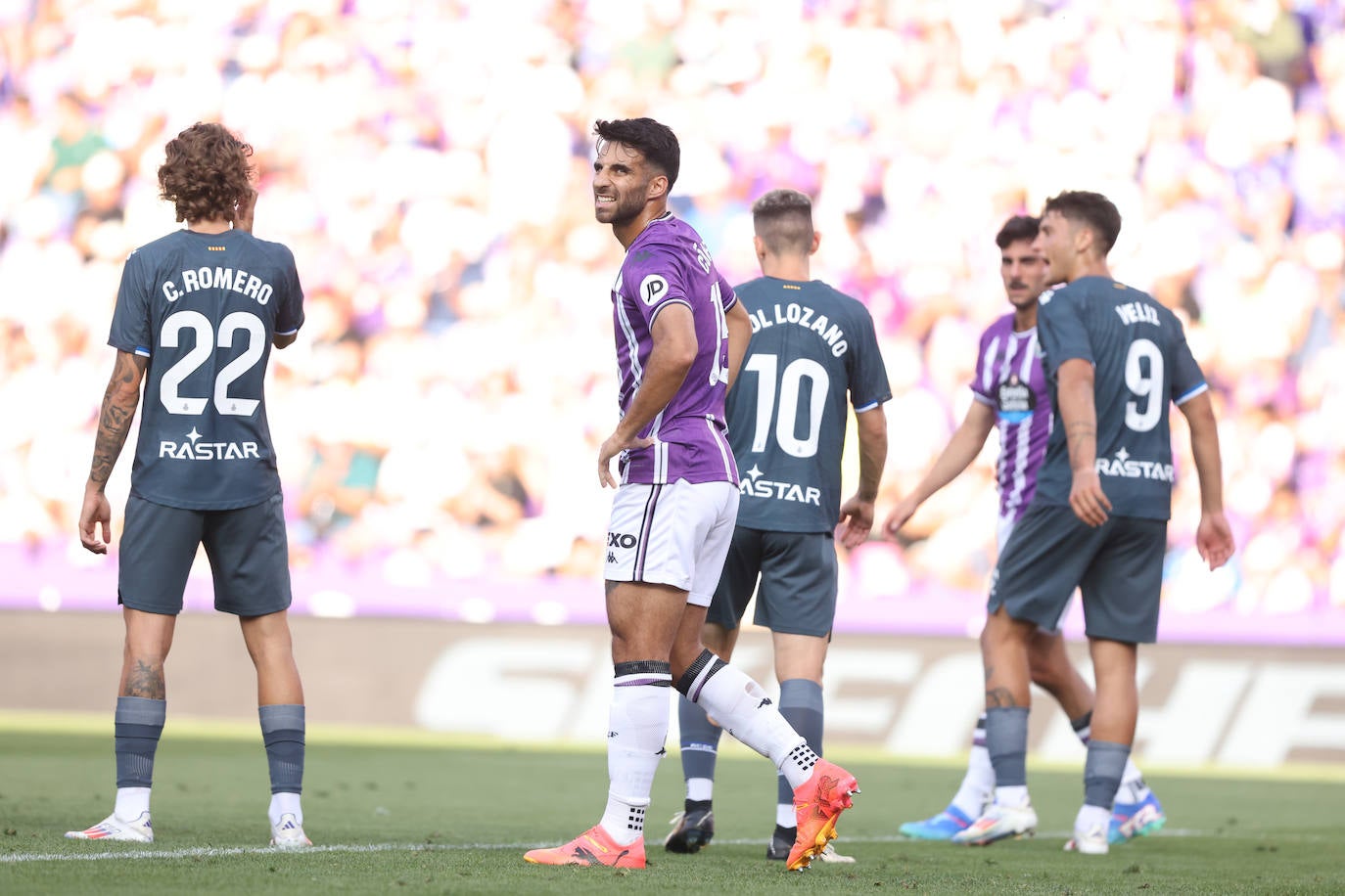 La victoria del Real Valladolid en su regreso a Primera, en imágenes