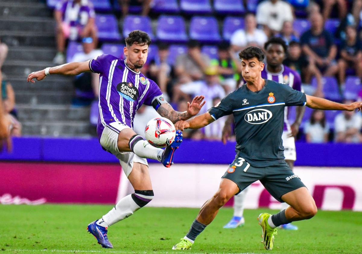 La victoria del Real Valladolid en su regreso a Primera, en imágenes