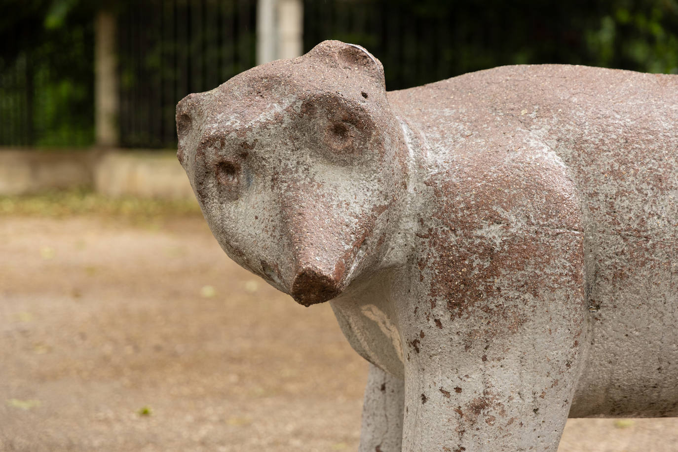 En la misma zona encontramos este oso polar obra de Agustín Casillas 