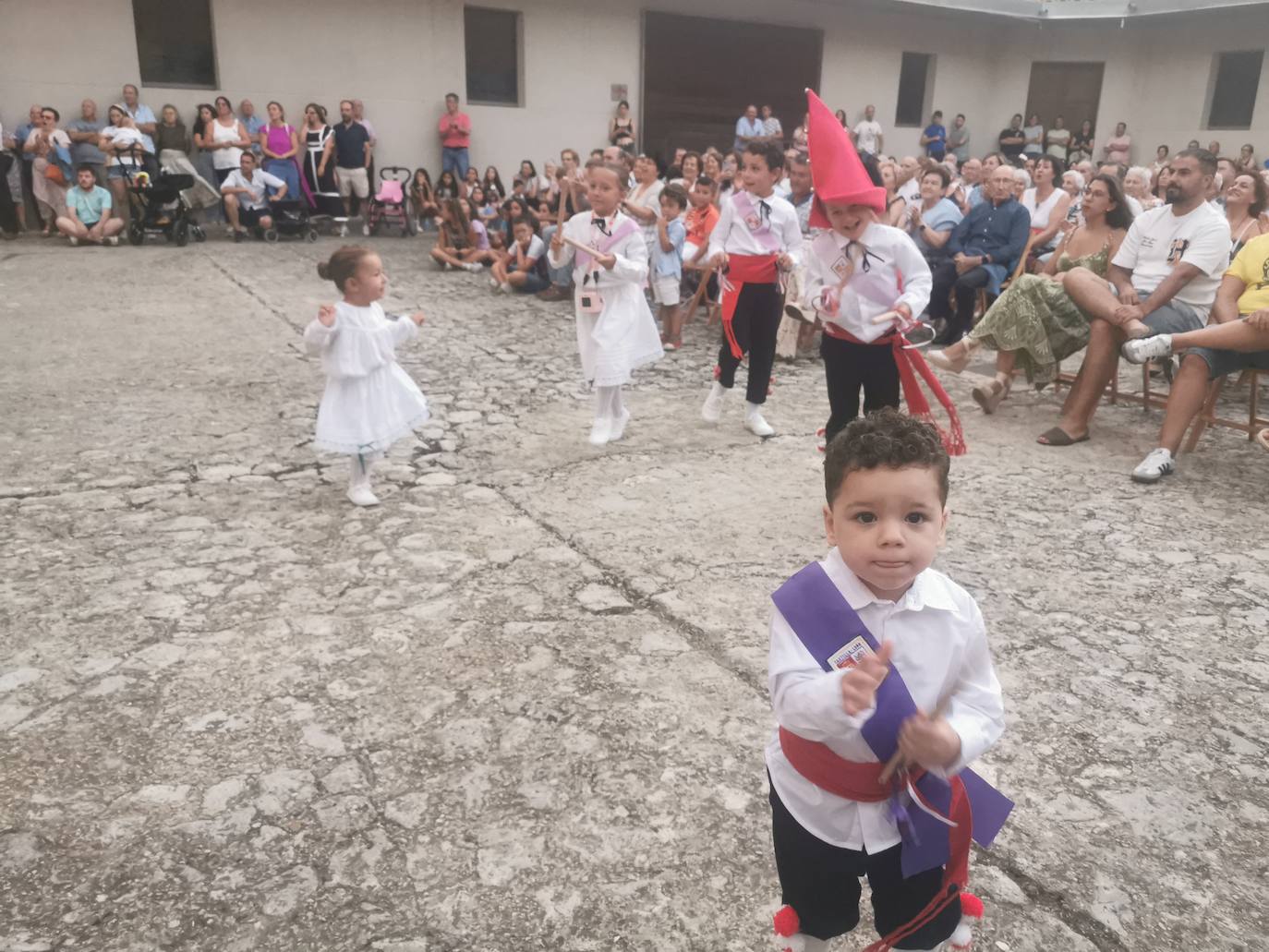 Torrelobatón exhibe su mejor paloteo