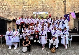 Danzantes de varias generaciones participaron en este certamen