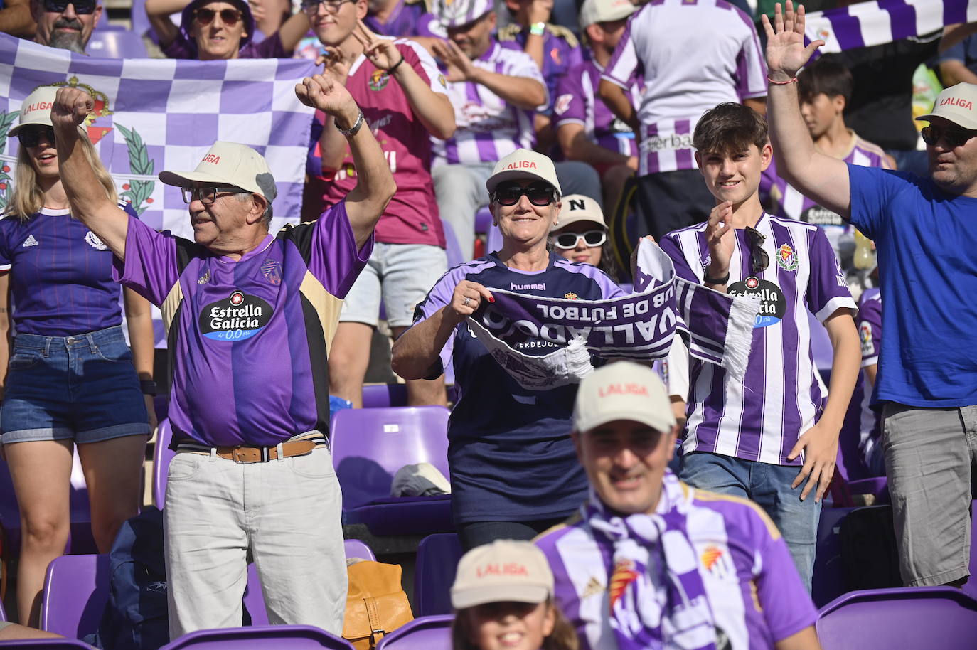 Búscate en la grada del estadio José Zorrilla (3/4)