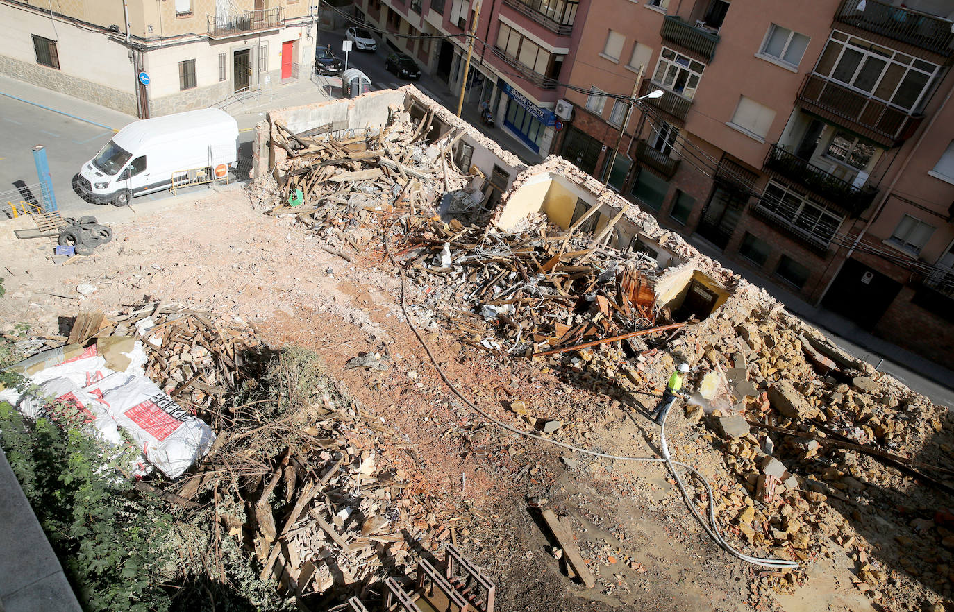 Fotos del derribo de edificios en la calle Antonio Machado