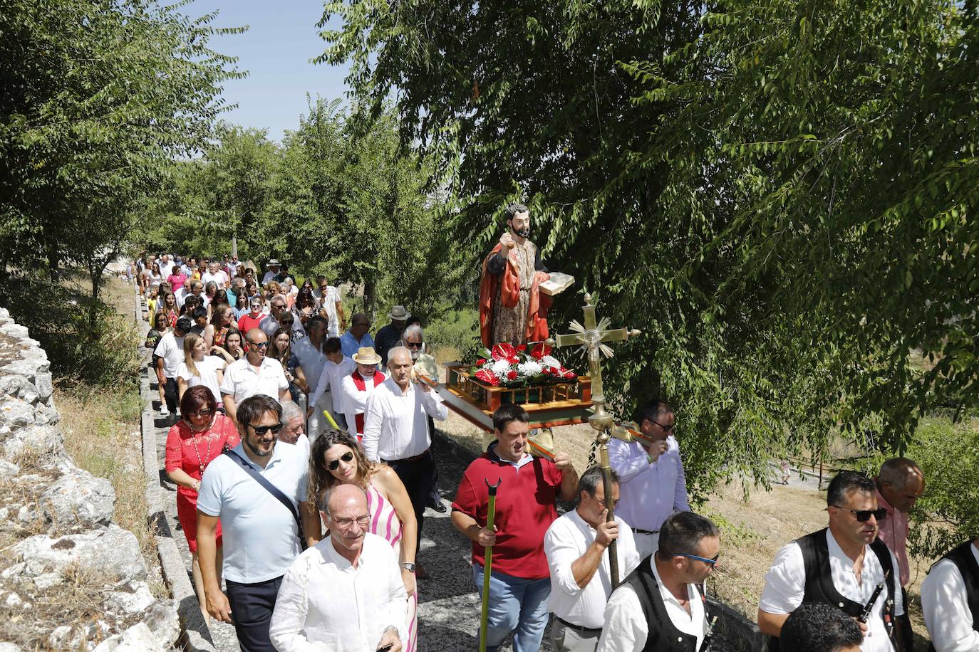 Procesión de San Bartolomé en Fompedraza