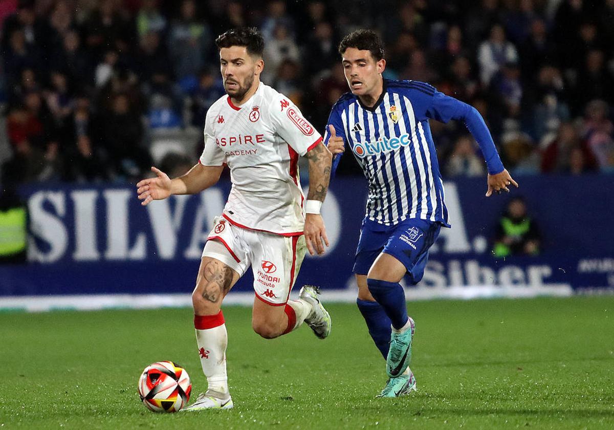 Cultural Leonesa y Ponferradina, dos de los rivales de la Segoviana, en un partido de la temporada pasada.