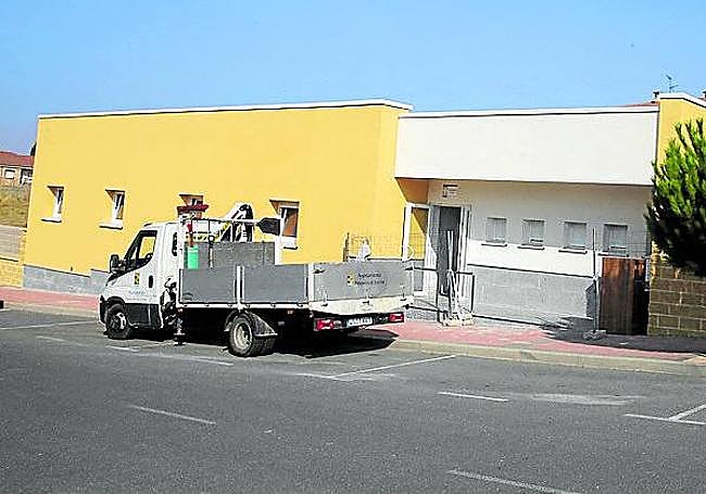 Exterior del edificio, en la calle Solana.