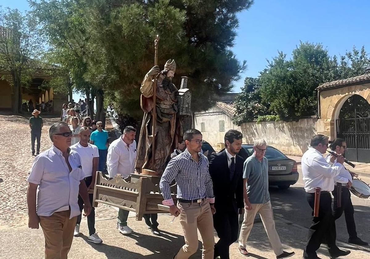 La imagen de San Agustín, en andas.