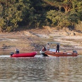 La turbidez del agua complica la búsqueda del desaparecido en un embalse de Soria