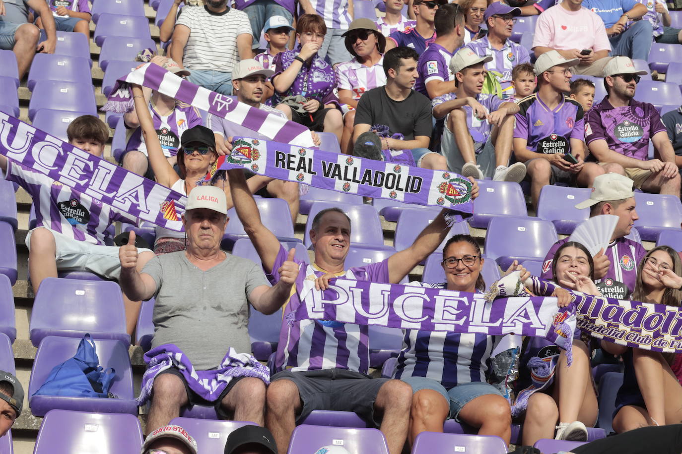 Búscate en la grada del estadio José Zorrilla (2/4)