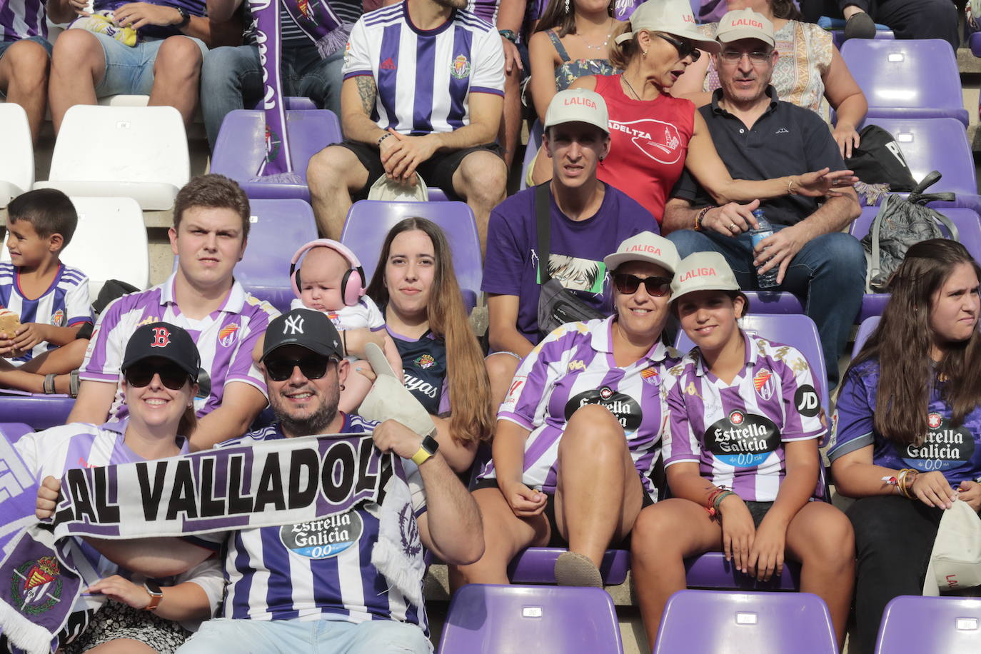 Búscate en la grada del estadio José Zorrilla (3/4)