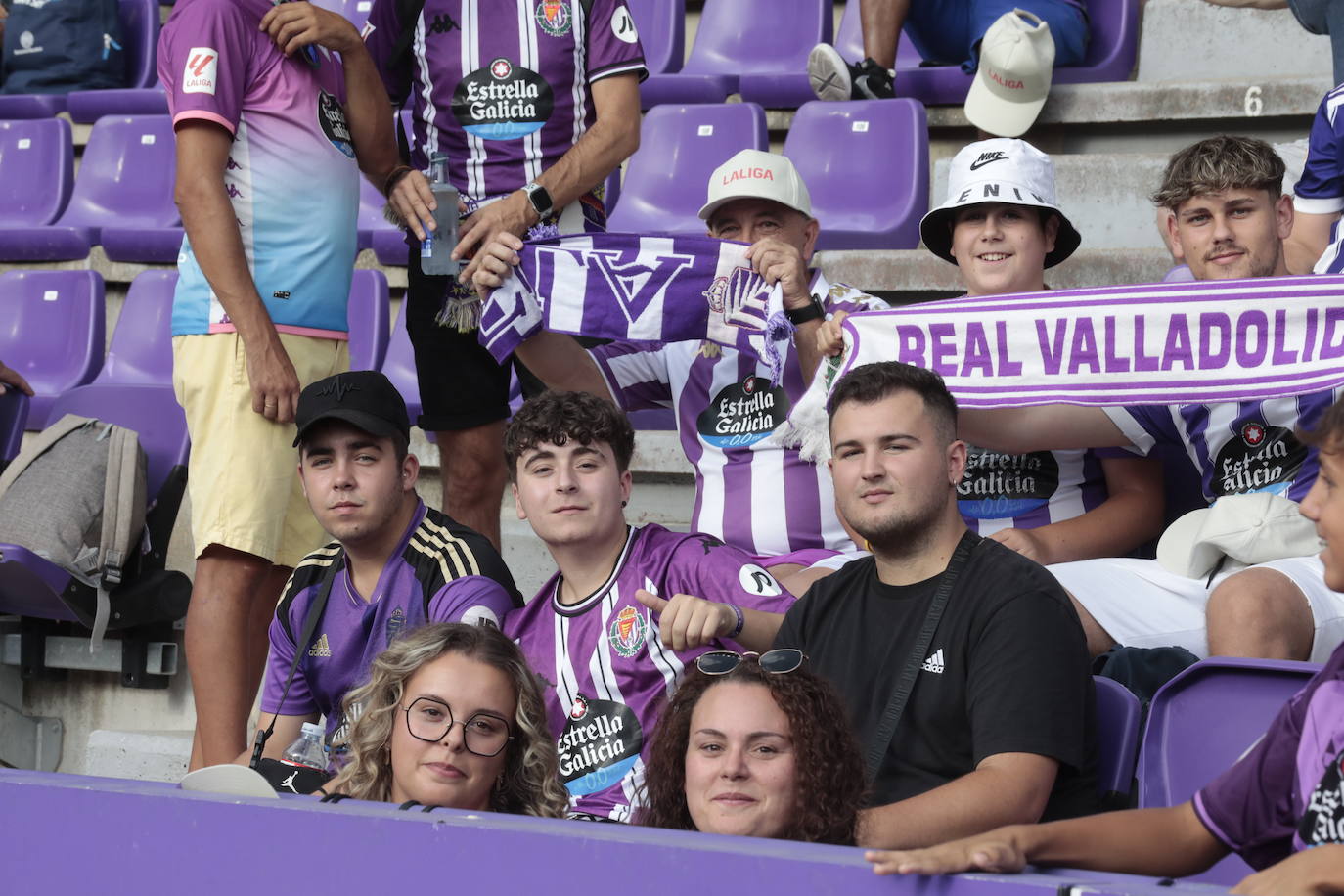 Búscate en la grada del estadio José Zorrilla (3/4)