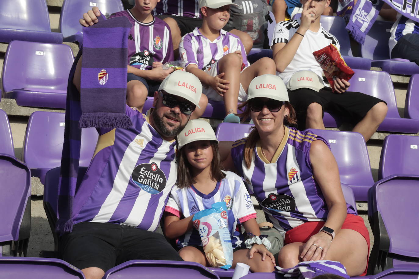 Búscate en la grada del estadio José Zorrilla (3/4)