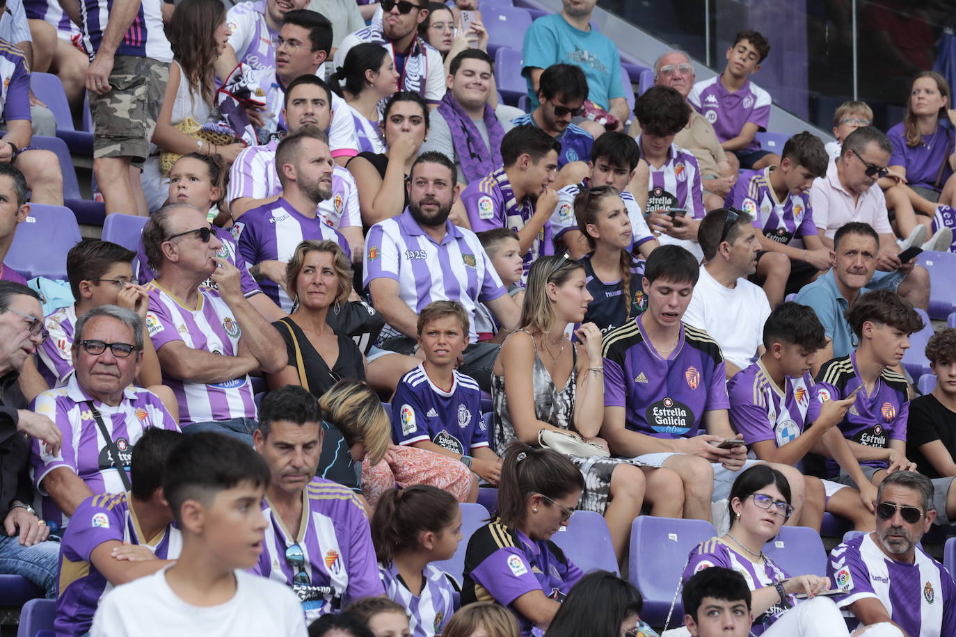 Búscate en la grada del estadio José Zorrilla (4/4)