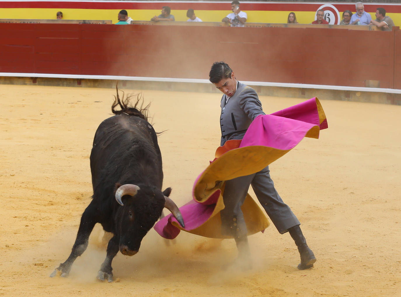 El peruano Alejandro Chavarri, triunfador de la clase práctica en Palencia