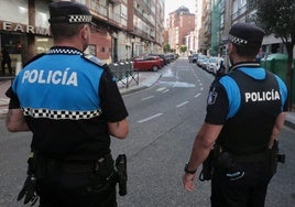 Policías municipales de Valladolid, en una imagen de archivo.