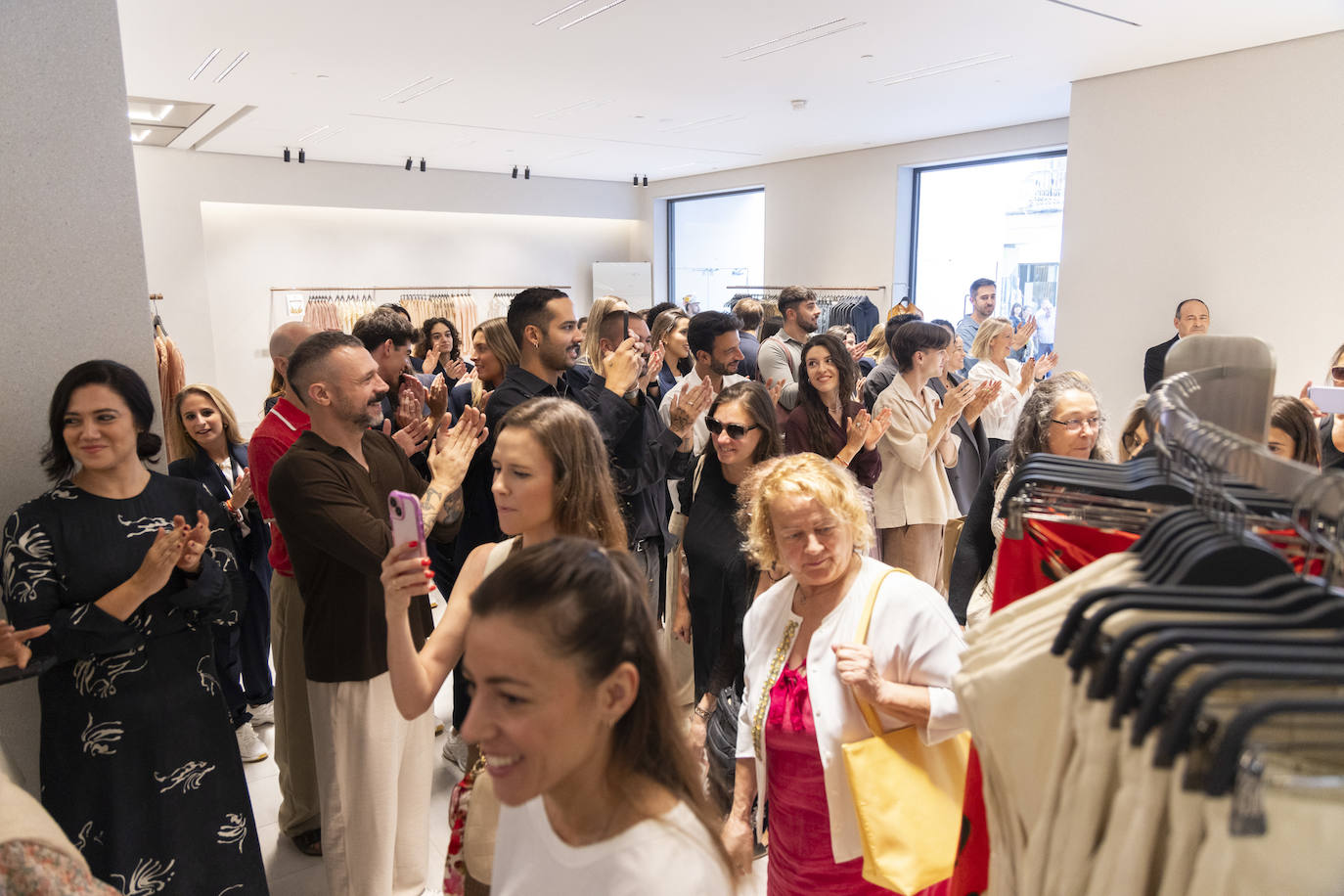 Las imágenes de la apertura de la nueva tienda de Zara en Valladolid