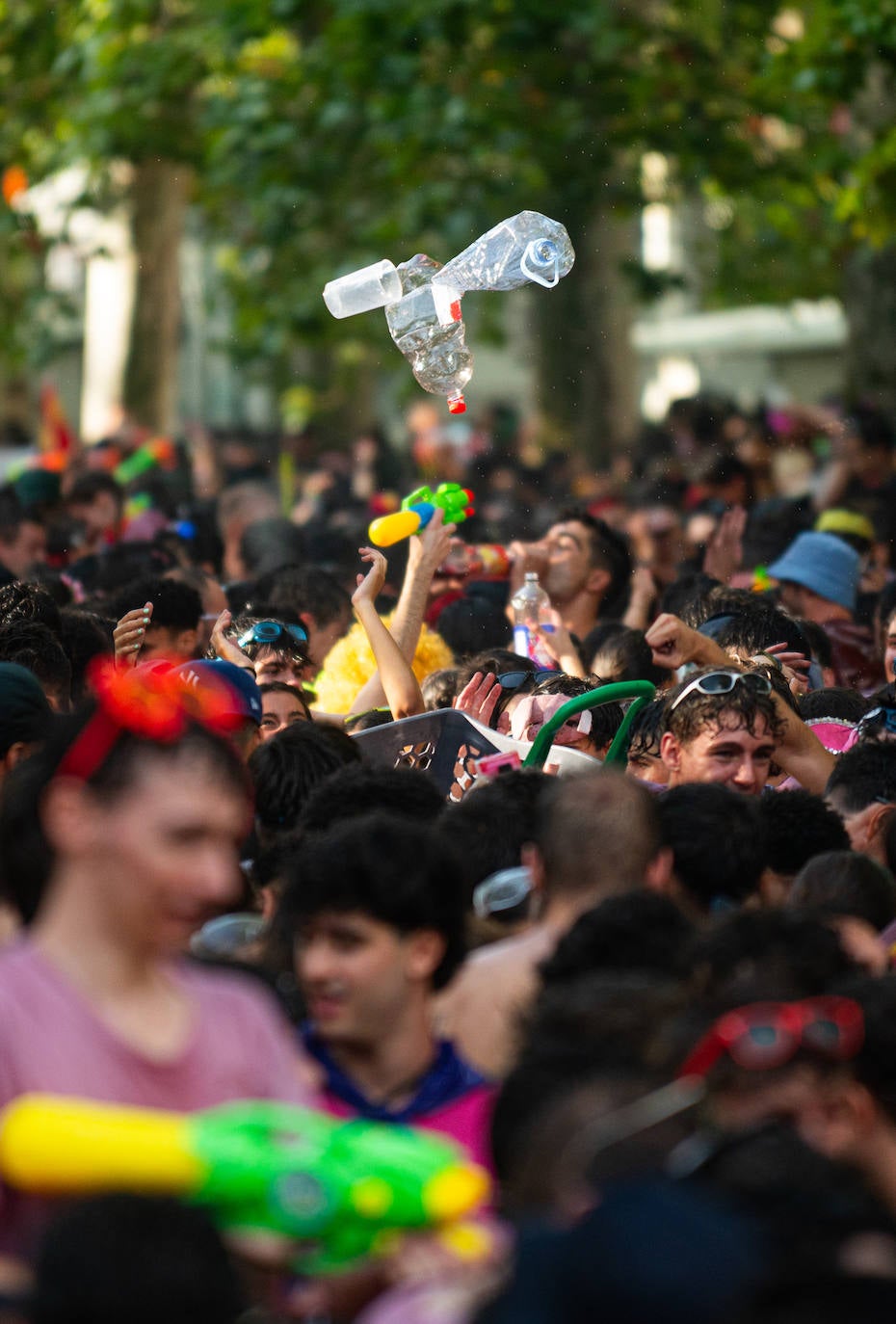 El desfile de peñas de las Fiestas de Valladolid 2024, en imágenes