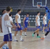 El Palencia Baloncesto muestra sus armas a la afición