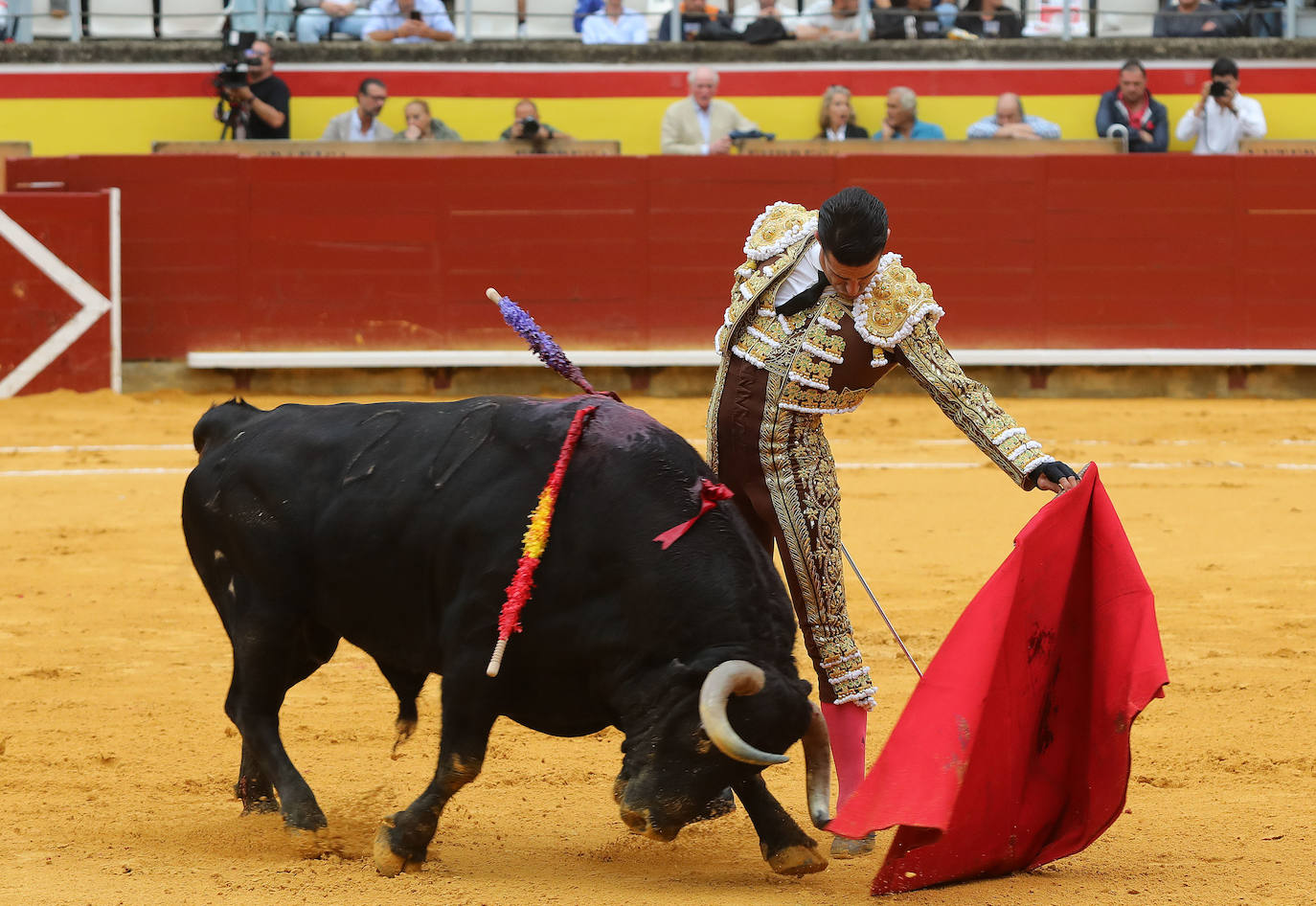 La lluvia no impide a Morante reconciliarse con Palencia