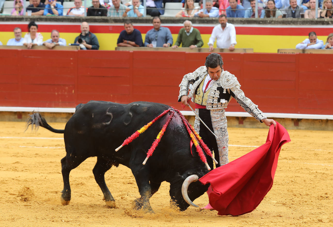 La lluvia no impide a Morante reconciliarse con Palencia