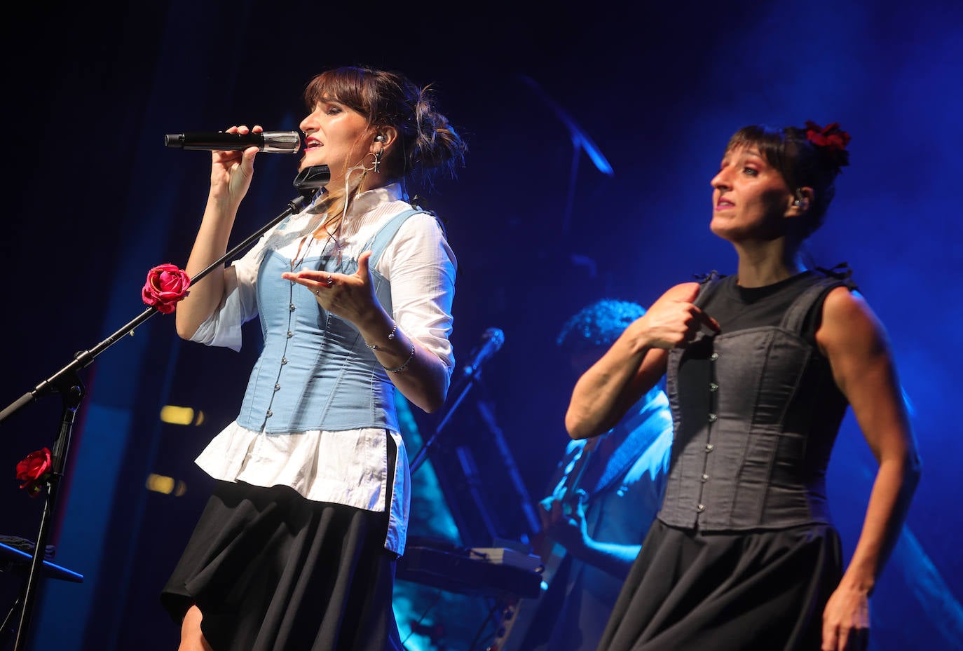 Rozalén llena el parque del Salón con su música