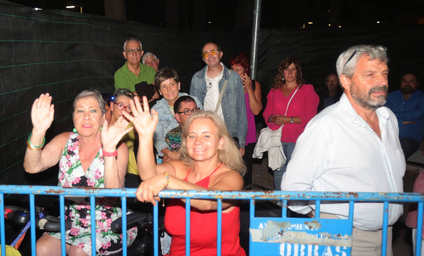 Rozalén llena el parque del Salón con su música