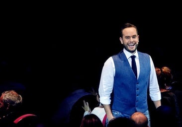 «Mi magia intenta sorprender al público desde una perspectiva artística»