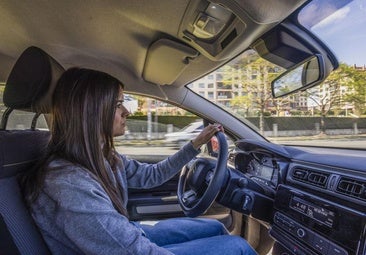 Cómo evitar mareos durante los viajes en coche