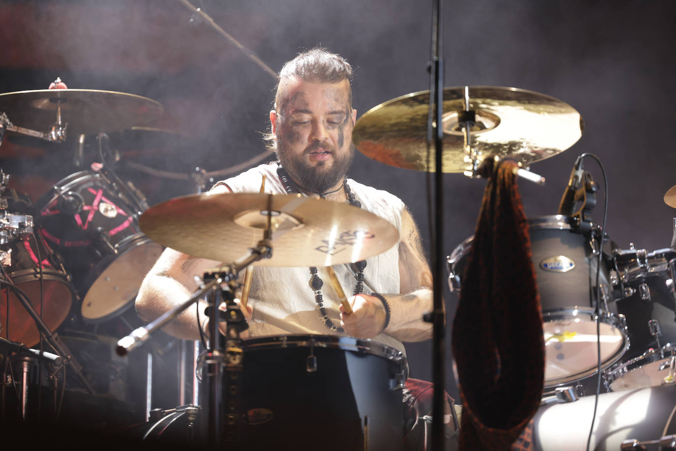 Las imágenes del concierto de Hijos del Tercer Acorde, teloneros de Mägo de Oz