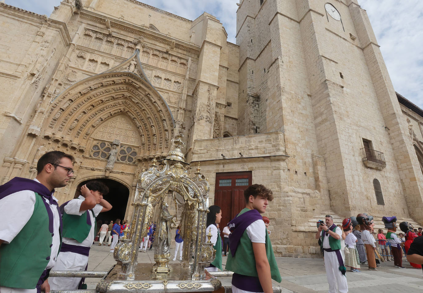 Los palentinos celebran el día de San Antolín