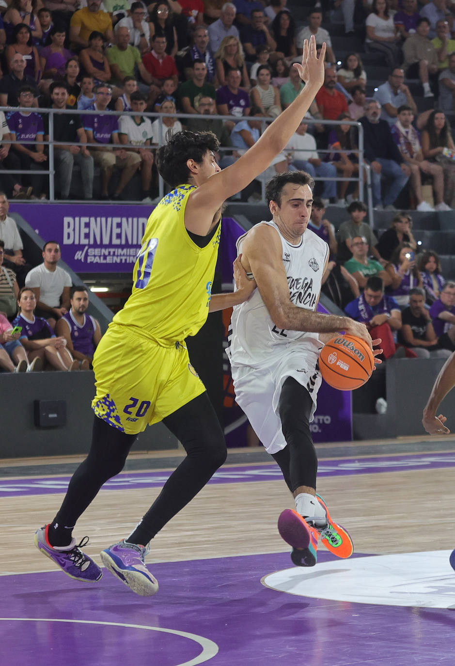 Así ha sido el primer partido del Palencia Baloncesto de pretemporada