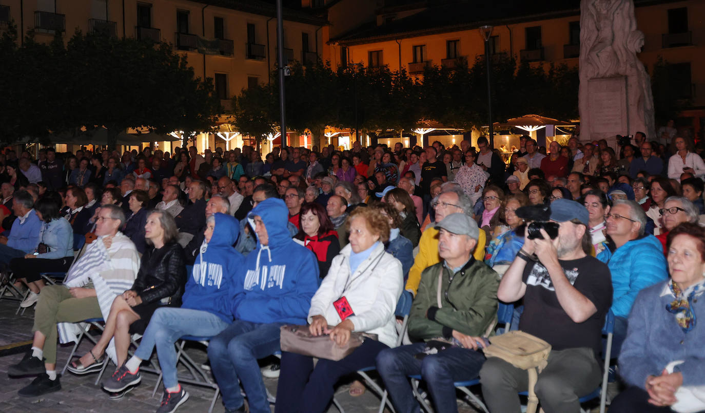 Toda la esencia de Portugal con Teresa Salgueiro en la Plaza Mayor