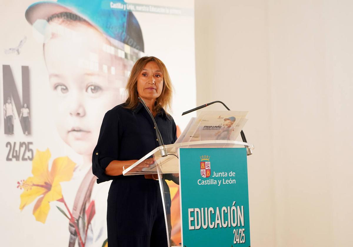 La consejera de Educación, Rocío Lucas, durante la presentación del curso escolar.