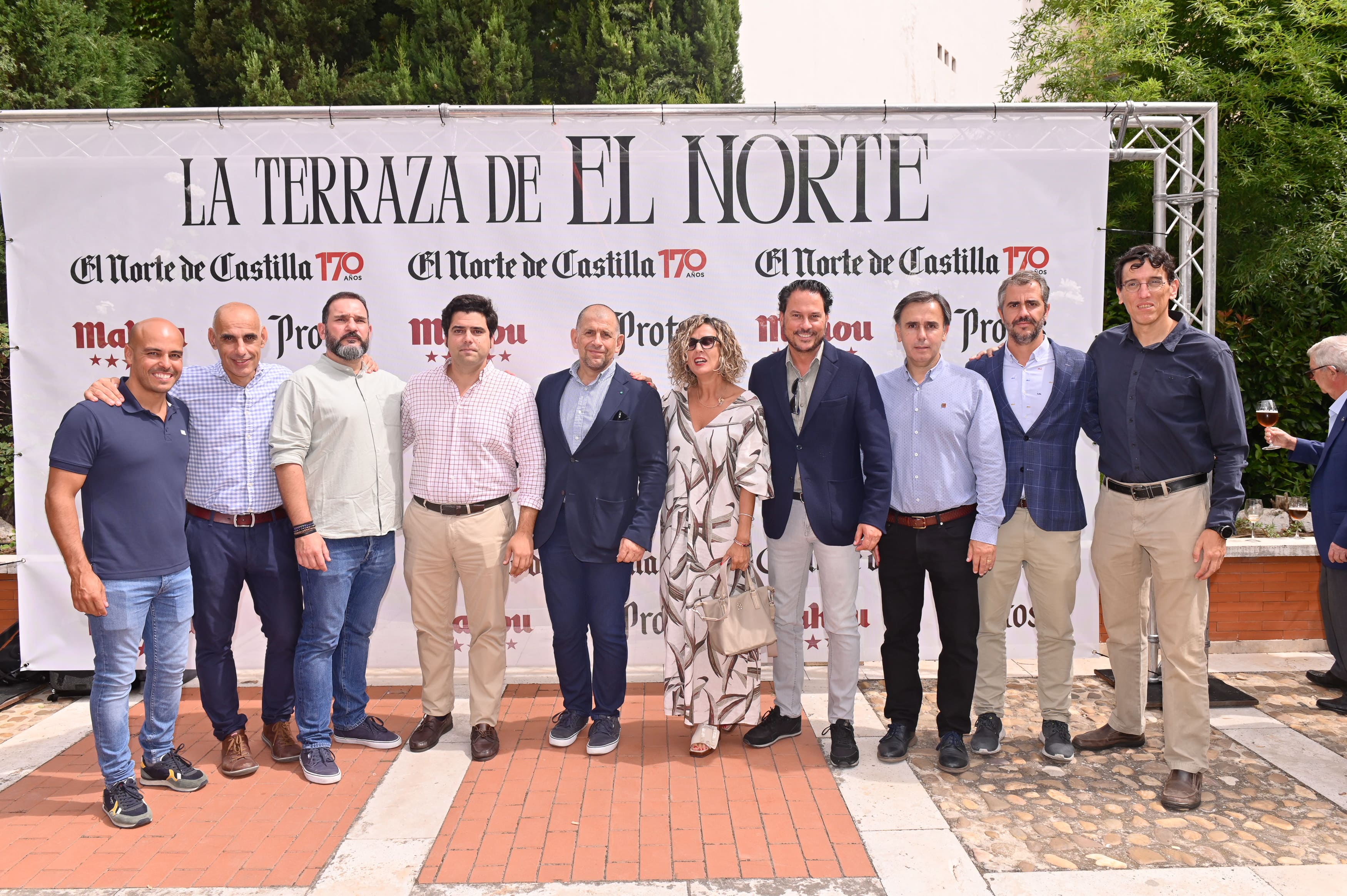 Coca-Cola: Enrique del Nogal, José Ángel Salvadores, Jorge Cubero, Álex Orihuela (Cadima), Mauri Martínez, Ainhoa Solla, Manuel Vera, Pablo Abad, Óscar Saldaña y Javier Álvarez.