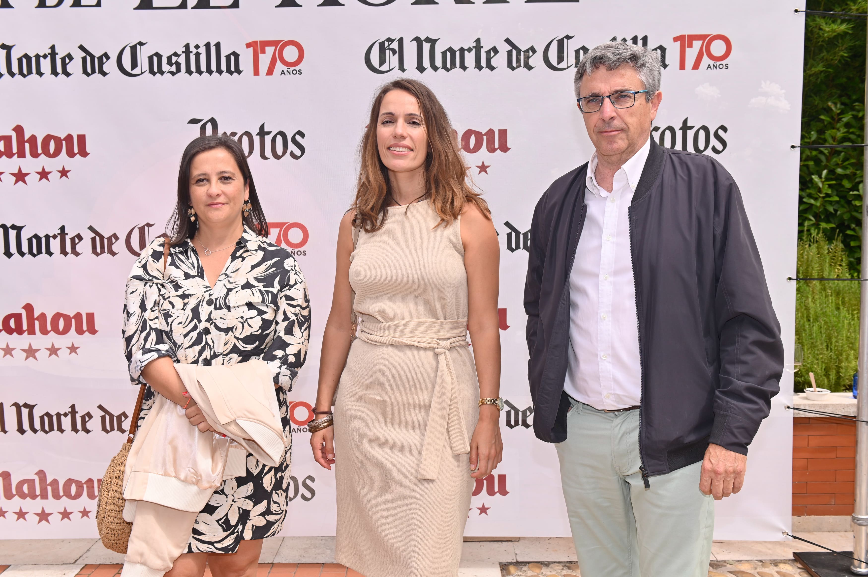 AECC: Rebeca Martín, Patricia Fraile y Nacho Barrasa.