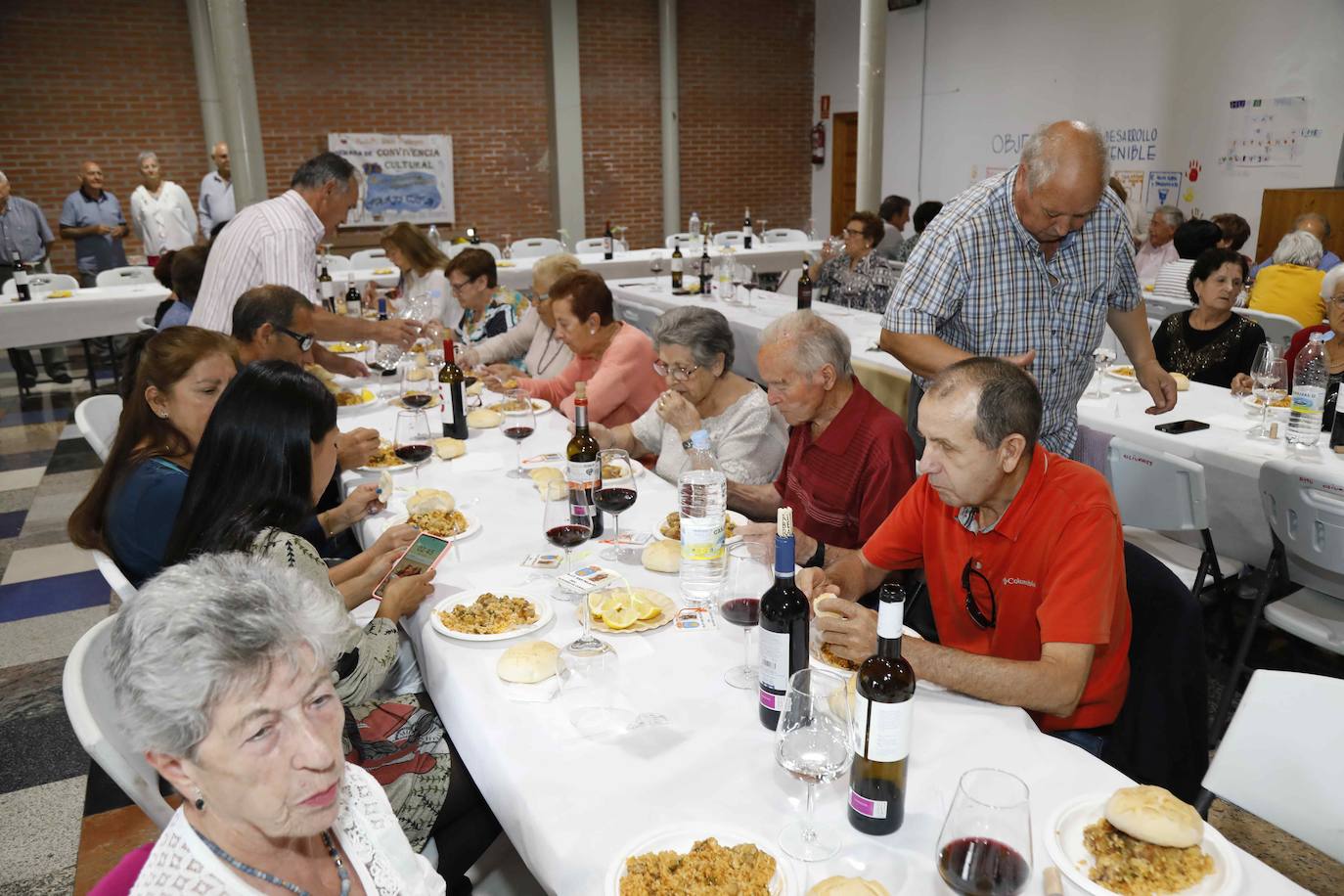 Imágenes de la comida en Olivares de Duero