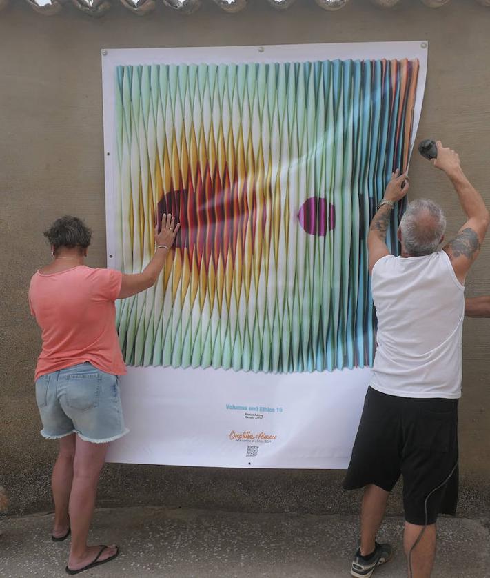 Imagen secundaria 2 - Algunos de los murales expuestos