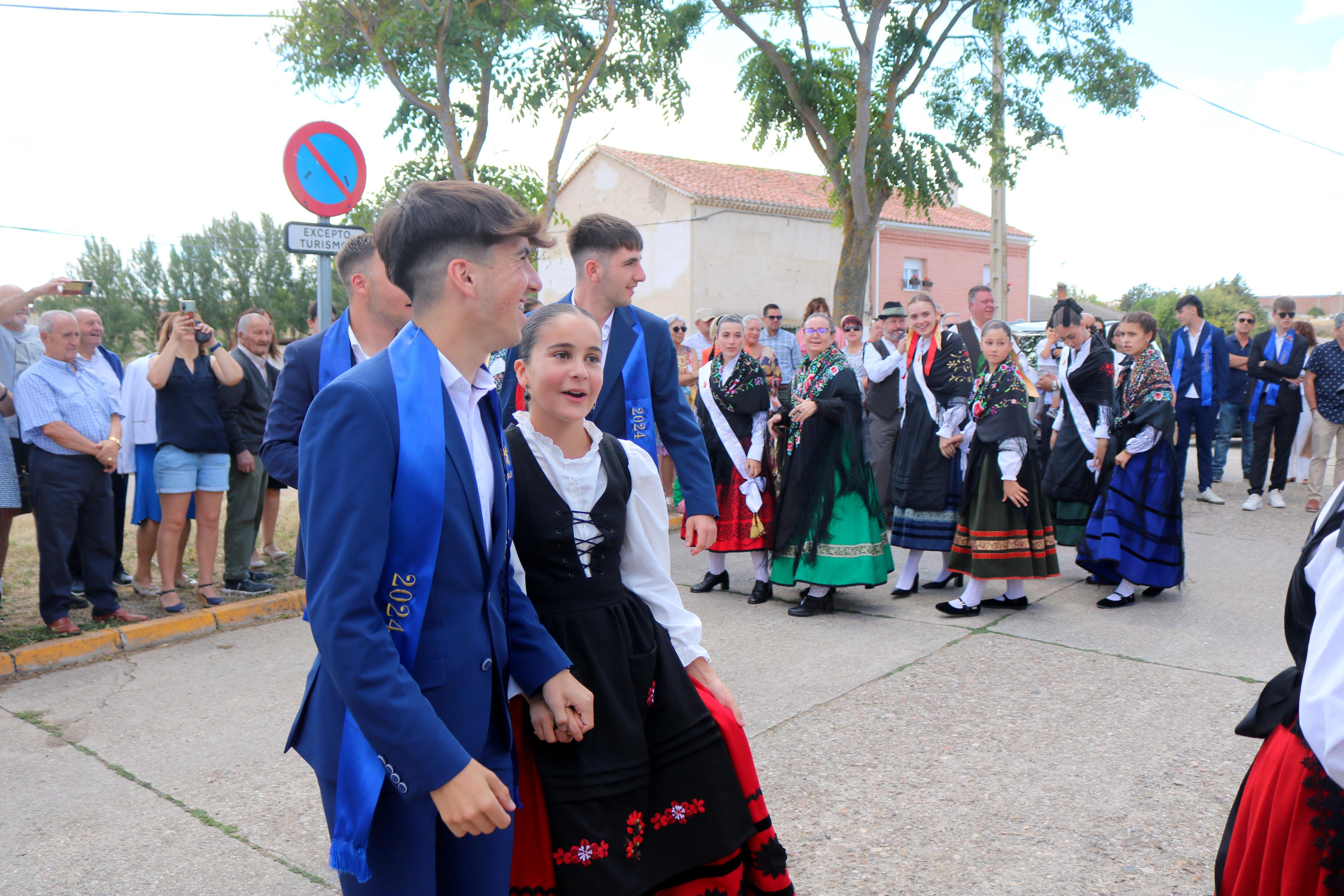 Baltanás se rinde a la Virgen de Revilla