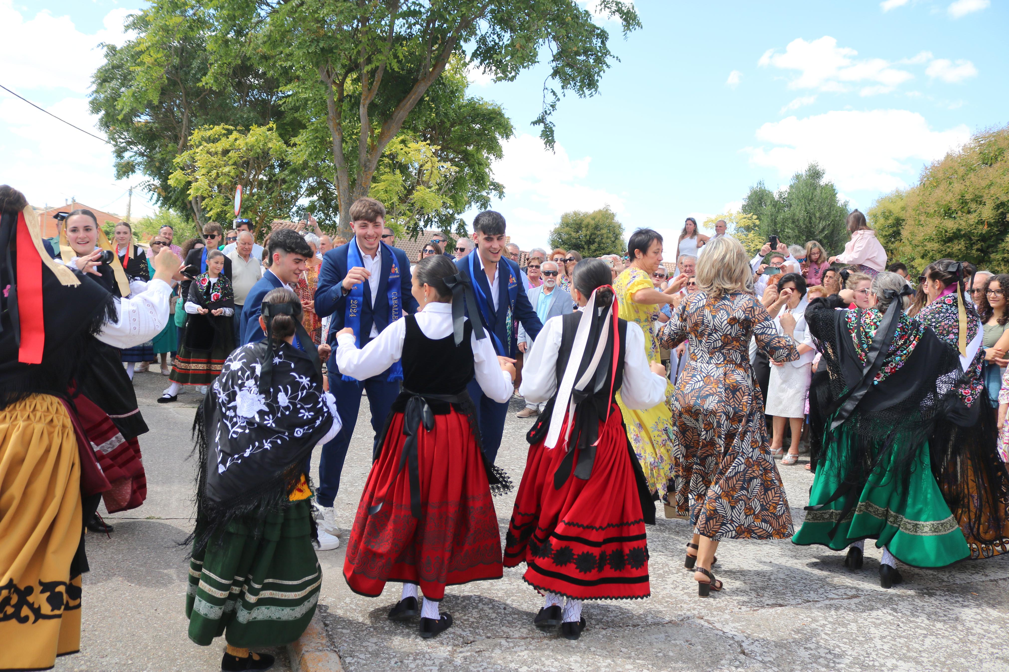 Baltanás se rinde a la Virgen de Revilla