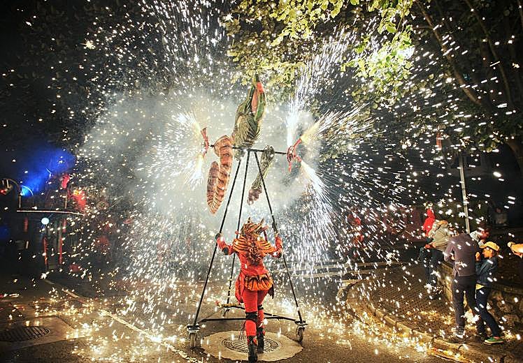Espectáculo de fuego que tendrá lugar el próximo sábado en Villaviudas.