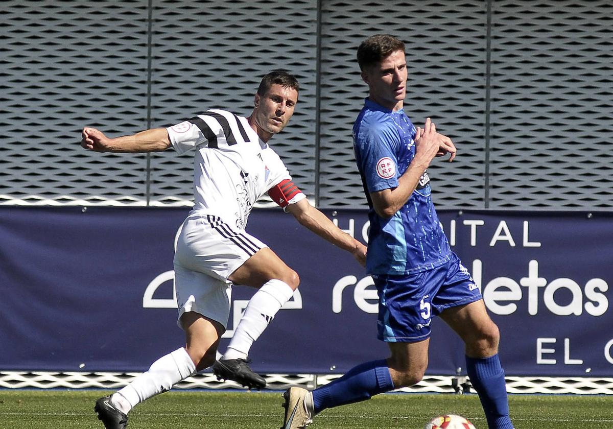 Fotografías del partido entre la Segoviana y el Ourense